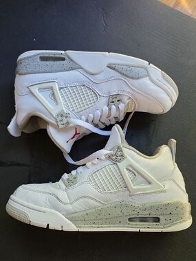 Air Jordan 4 Retro GS "White Oreo" (DJ4699-100) - Fits 8.5 womens/7 mens US